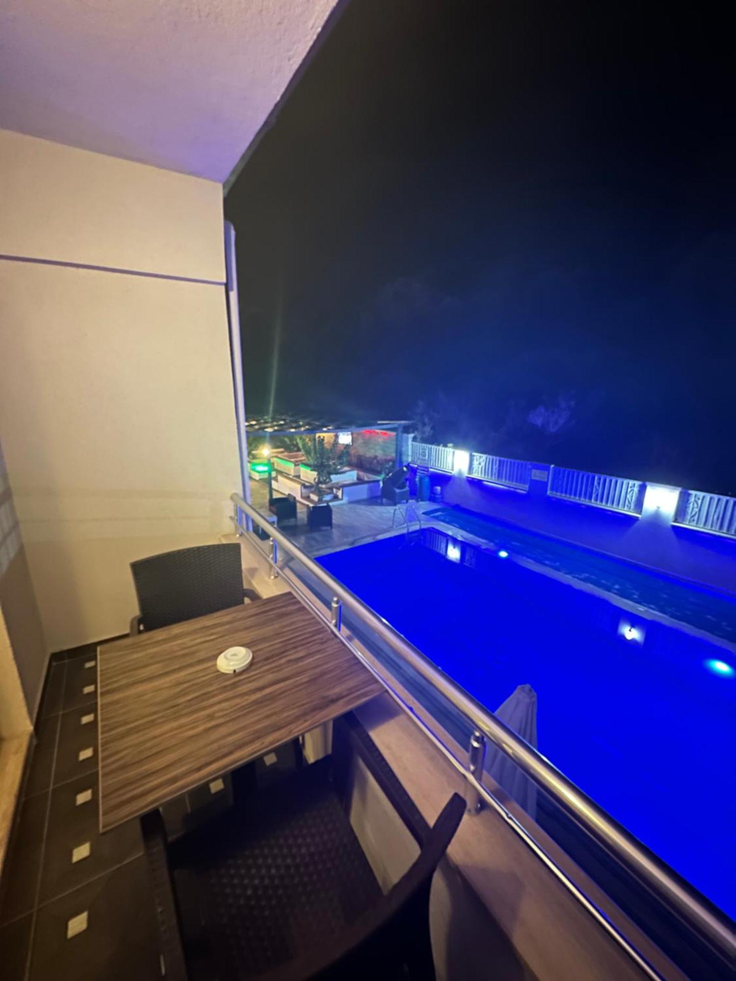 Street61 Apart Hotel サルゲルメ エクステリア 写真